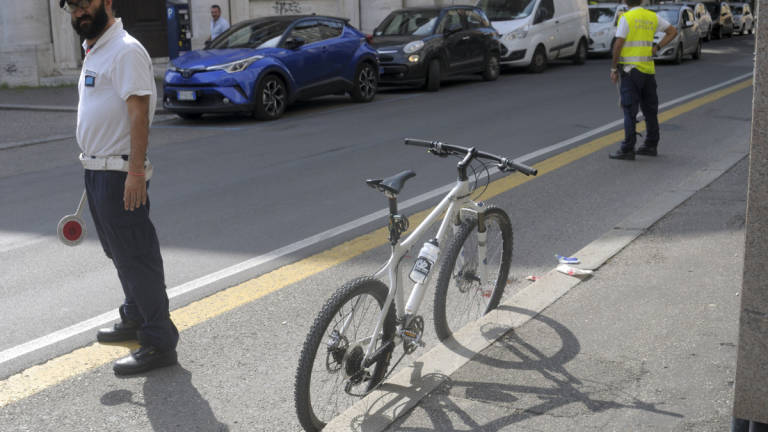 Ravenna, si scontrano in bicicletta su una ciclabile: due feriti