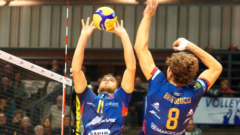 Antonino Russo, qui assieme a Bartolucci, sfida oggi la squadra della sua città