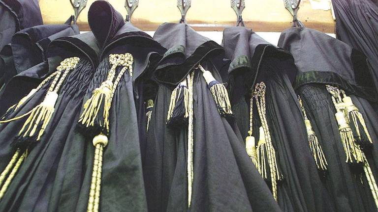 Ravenna. Accuse archiviate per l’ex giudice di pace. Ma una relazione insiste: «Ha raggirato un’anziana»