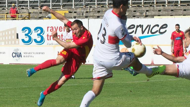 Calcio C, il Ravenna conquista i play-out al 92'