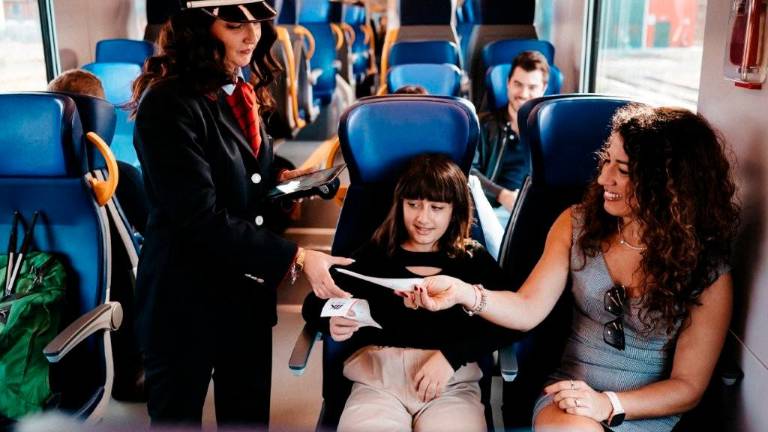 Estate, più treni dalla Svizzera per la riviera romagnola