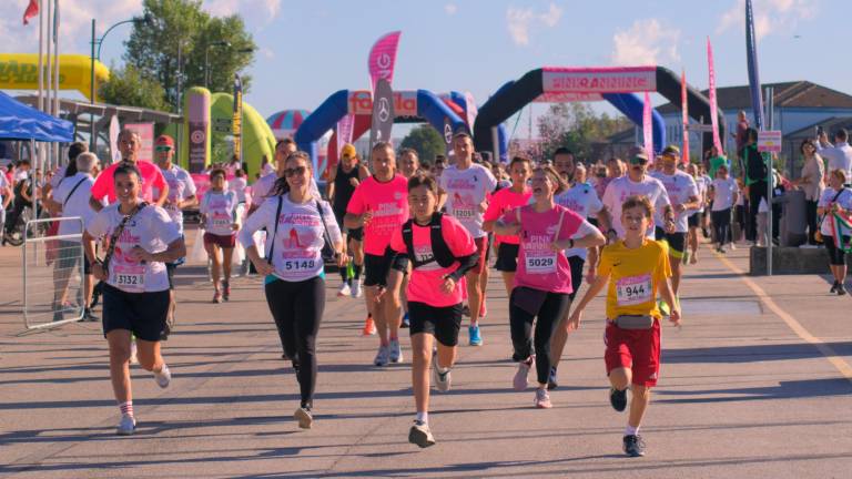 Ravenna, ecco la Pink Ranning contro la violenza alle donne FOTOGALLERY
