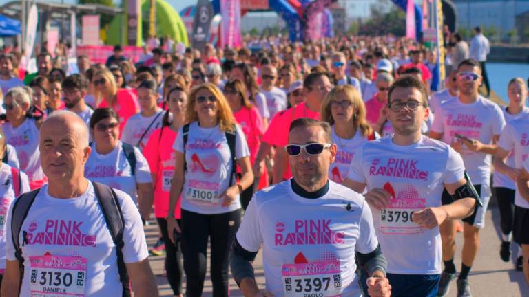 Ravenna, ecco la Pink Ranning contro la violenza alle donne FOTOGALLERY