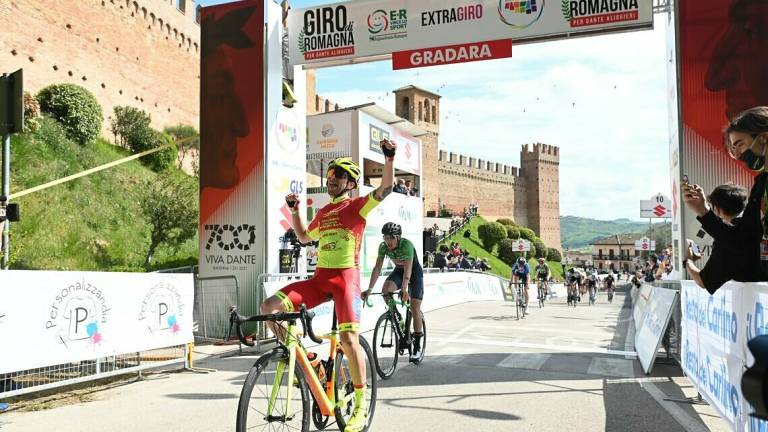 Ciclismo, Romano primo leader del Giro di Romagna per Dante Alighieri
