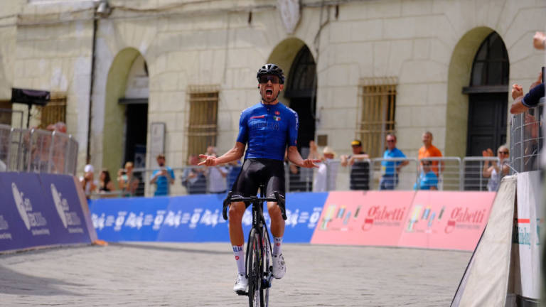 Ciclismo, Adriatica Ionica Race: il marchigiano Giovanni Carboni trionfa a Brisighella