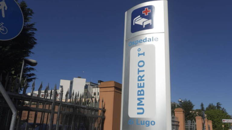 Lugo, all'ospedale ridotta l'area covid, riparte pediatria