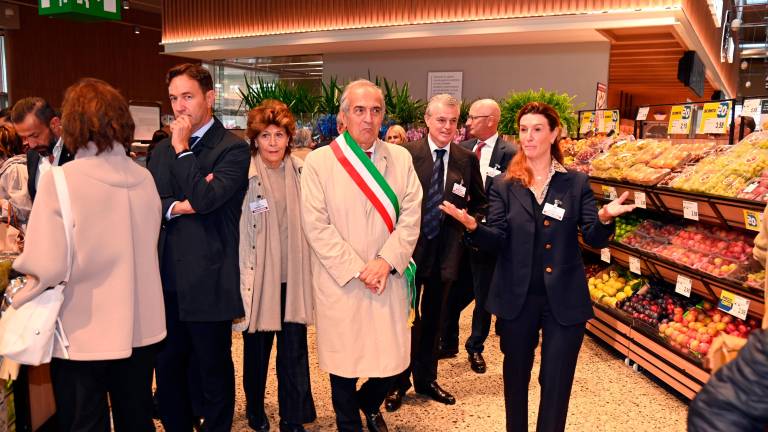 Forlì, inaugurata Esselunga, al lavoro 81 persone GALLERY