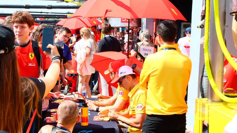 Imola, secondo giorno di Wec con una folla crescente di tifosi e domani Kimi Antonelli dà il via alla gara Gallery FOTO MMPH