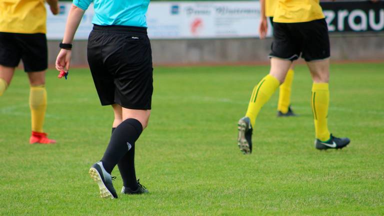 Longiano, aggredisce l’arbitro in terza categoria: squalificato fino al 13 novembre 2027