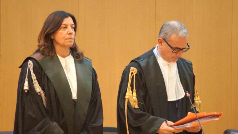 I giudici Giovanni Trerè e Antonella Guidomei alla pronuncia della sentenza (Foto Massimo Fiorentini)