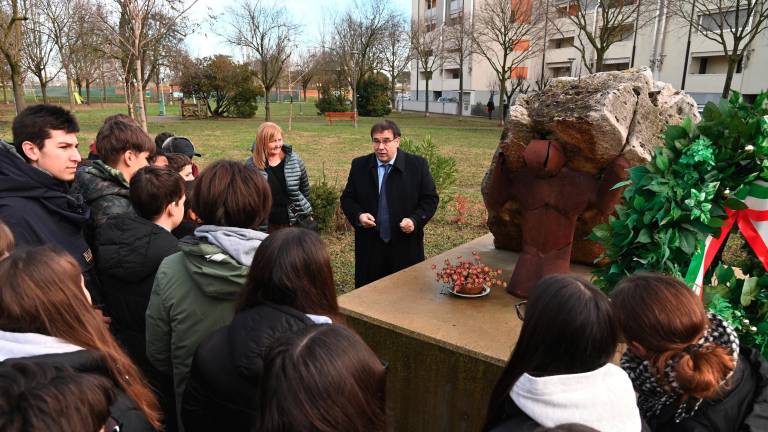 Forlì. Celebrato il Giorno del ricordo per rendere omaggio alle vittime delle Foibe con le autorità e gli studenti FOTO