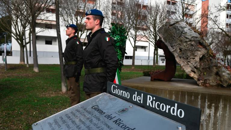 La cerimonia per ricordare le vittime delle Foibe (Fotoservizio Fabio Blaco)