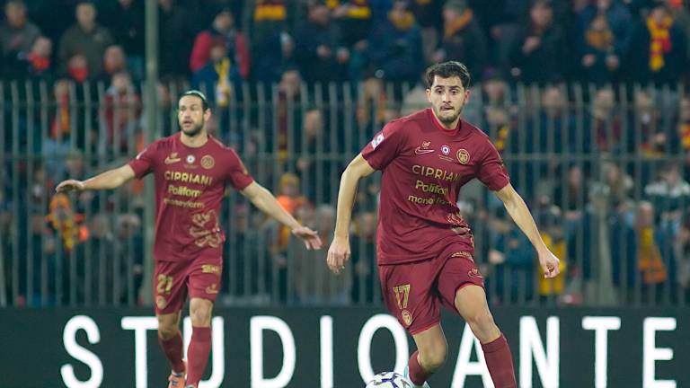 Il centrocampista Lorenzo Lonardi foto MASSIMO FIORENTINI