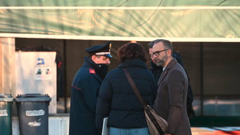 Precipitano con il paracadute. Le immagini della tragedia FOTOGALLERY