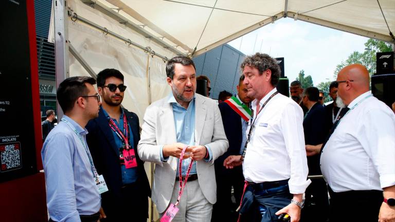 Imola, Formula 1. Da Barbara D’Urso ad Hamilton, la mattina al paddock - Gallery