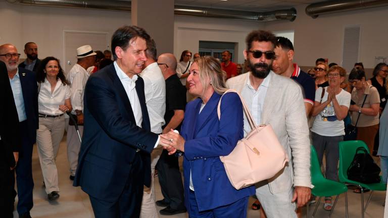 Forlì, Conte ai cancelli dell’Electrolux e ai Romiti FOTOGALLERY