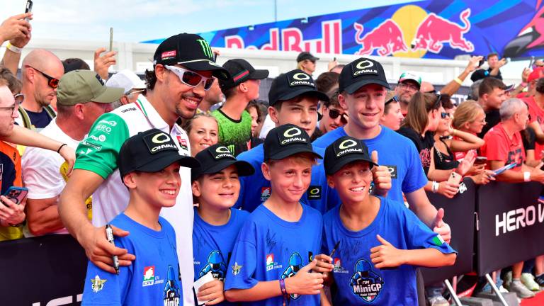 MotoGp, a Misano si canta “Romagna capitale” prima della partenza - Gallery
