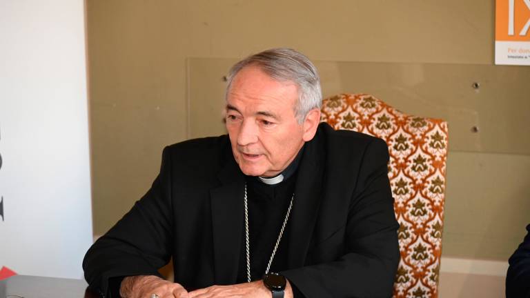 Il vescovo Livio Corazza