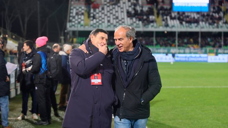 Il consigliere Massimo Agostini con il diesse Filippo Fusco (Zanotti)