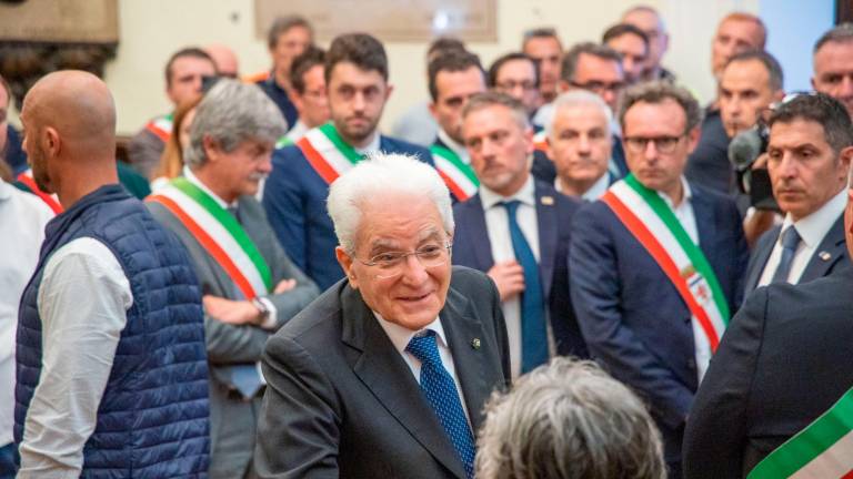 Sergio Mattarella durante la sua visita a Faenza nel 2023 (foto Mmph)