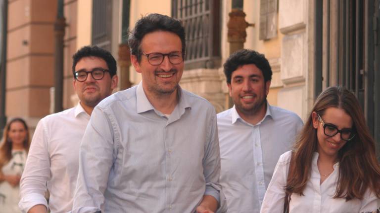 Barattoni all’arrivo nella sede elettorale di via Antica Zecca