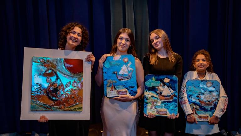 Faenza, la 18enne Giulia Rossi vince il Pavone d’Oro