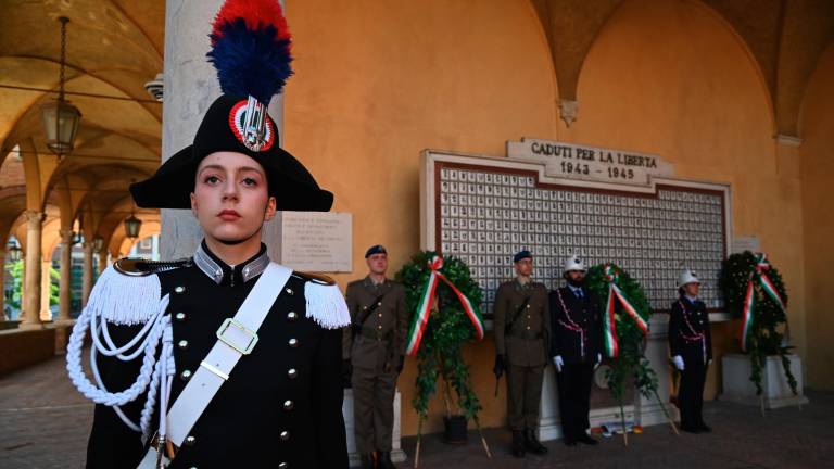 Forlì. Liberazione, celebrazioni nel segno della memoria in piazza Saffi GALLERY