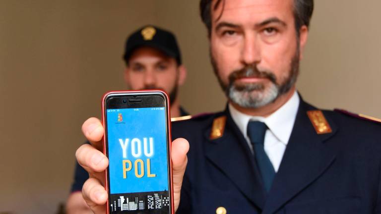 Sicurezza in treno: l’app Youpol è attiva anche per chi viaggia sui binari