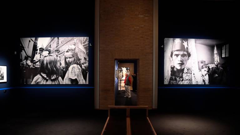 Un tuffo nella storia italiana con Letizia Battaglia in mostra a Forlì / GALLERY LE IMMAGINI DI FABIO BACO