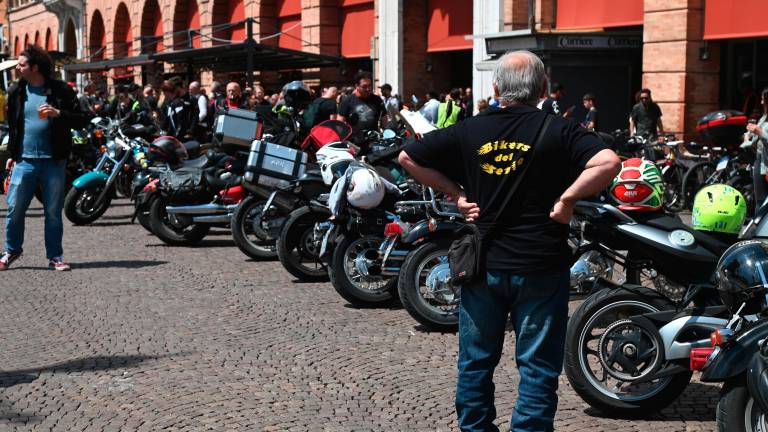 Predappio. Ottomila motociclisti in tre giorni alla Mototagliatella. Tappa anche a Forlì FOTOGALLERY