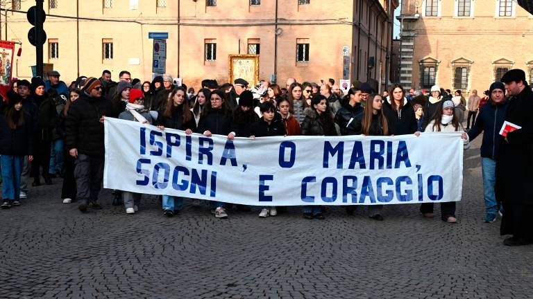 Forlì, la Fiorita dei bambini per la Madonna del Fuoco VIDEO E FOTOGALLERY
