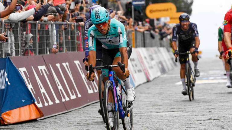 Giro d’Italia, Manuele Tarozzi punta sulla gara di casa: “Le gambe sono buone, non sarà una tappa anonima” / VIDEO