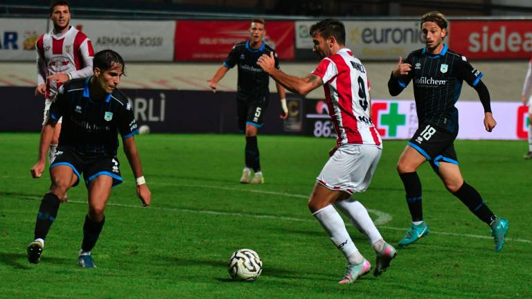 Francesco Manuzzi era all’esordio tra i professionisti: torna in Serie D senza aver segnato una rete (foto Fabio Blaco)