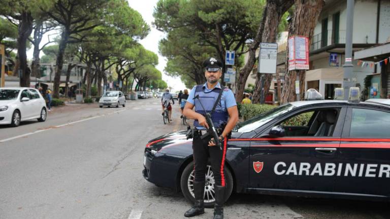 Droga e coltelli: denunce in serie dei carabinieri di Cesenatico
