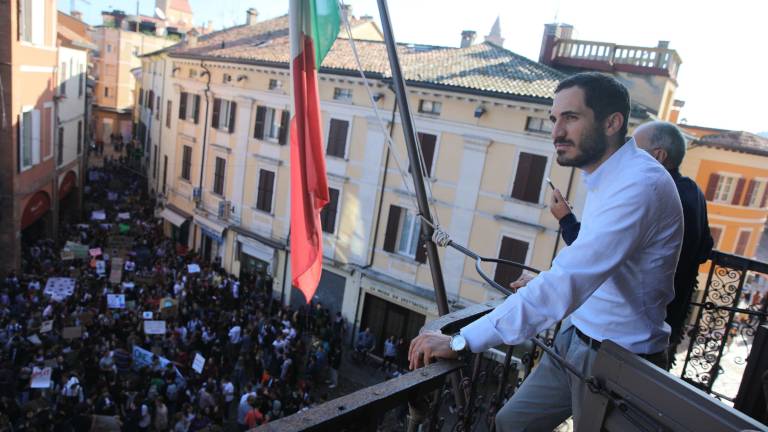 Fridays for future a Cesena, il corteo arriva in piazza FOTO