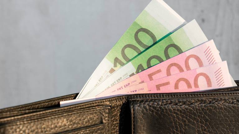 Rimini, Federconsumatori: “Calano luce e gas, ma nel 2026 la stangata arriverà comunque”