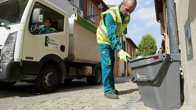 Bellaria, lunedì parte il porta a porta dei rifiuti per 900 famiglie