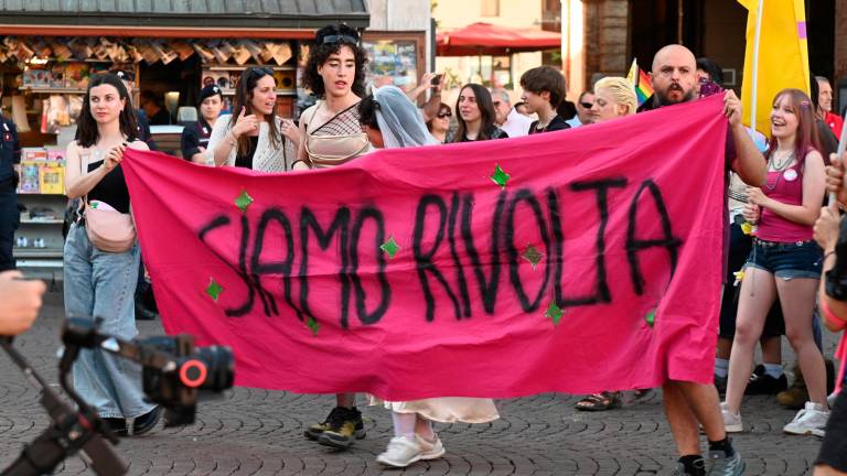 Forlì Pride, un lungo corteo arcobaleno FOTOGALLERY