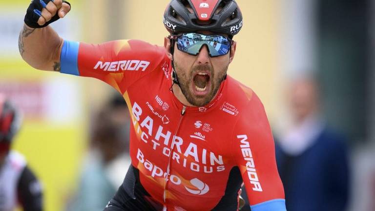Ciclismo, Imola incorona Sonny Colbrelli campione d'Italia