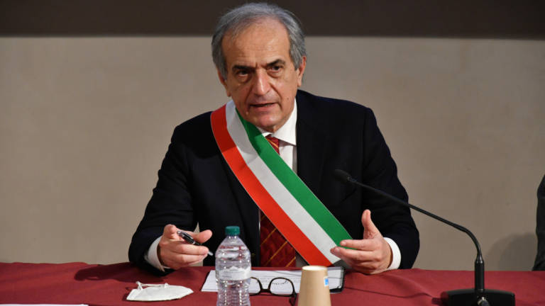 Forlì. Il sindaco Zattini: Un 2022 difficile ma anche positivo. E adesso pensiamo ad aiutare il commercio in centro