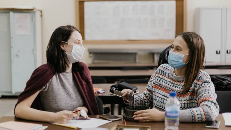 Covid scuola: dad al primo contagio? La Regione frena e il Governo ci ripensa