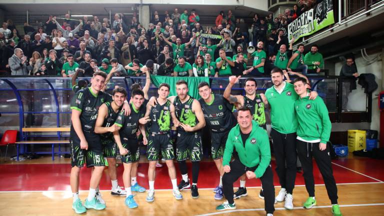 Basket serie B, l'incasso di gara-1 di Blacks-Ruvo di Puglia alle persone colpite dall'alluvione