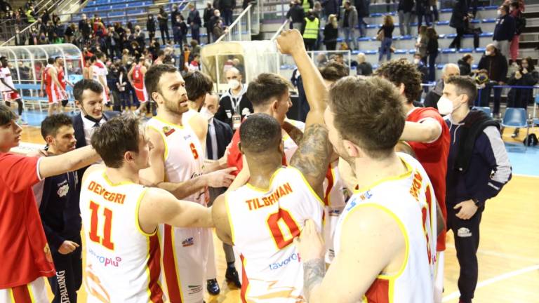 Basket A2, l'OraSì conquista il derby contro l'Unieuro (61-58) - Gallery