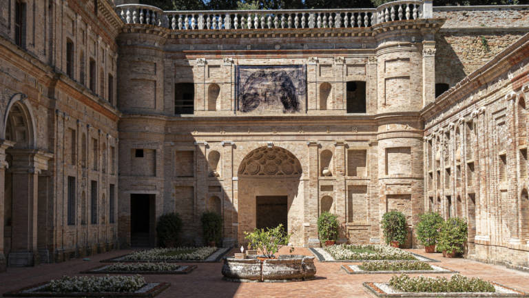 Villa Imperiale, la tesi della misanese Sofia Ciaroni in una conferenza a Pesaro