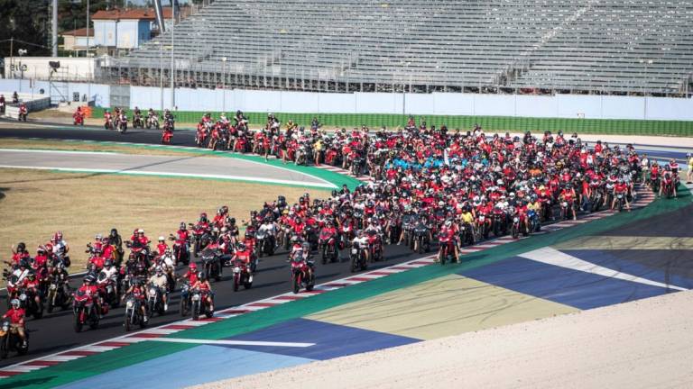 Moto, World Ducati Week: Bagnaia trionfa nella Lenovo Race