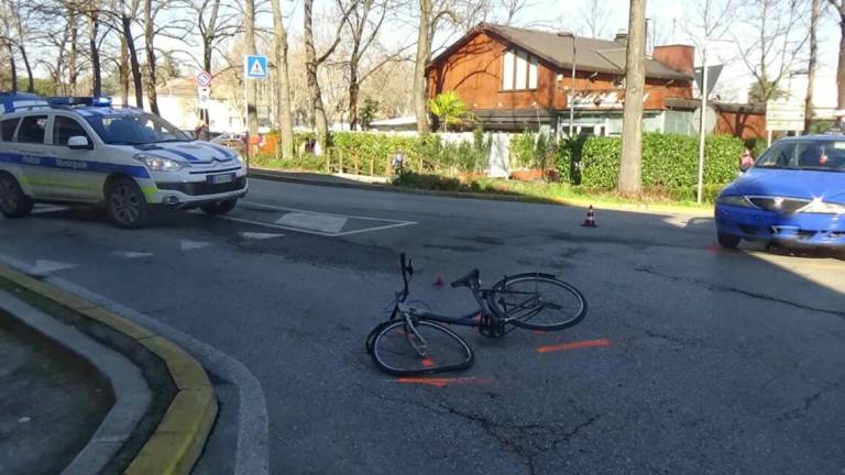 Faenza, incidente auto-bici: 39enne all'ospedale