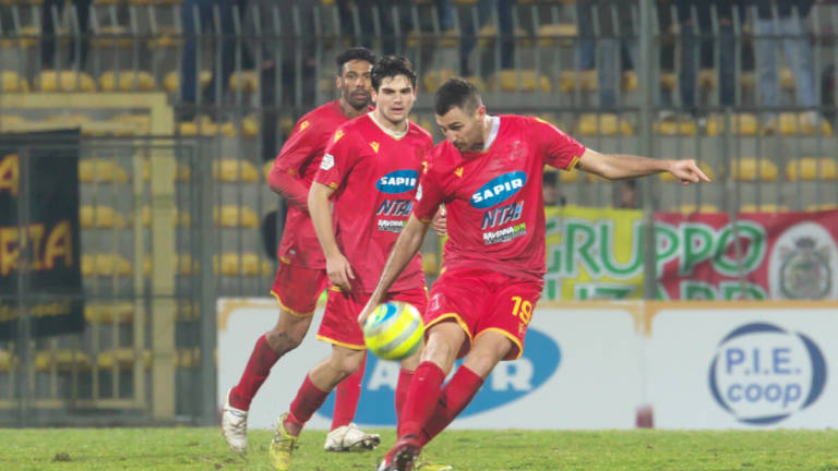 Calcio C: Ravenna, vittoria d'oro con la Fermana