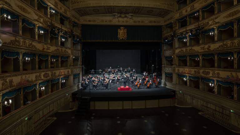 Ravenna, omaggio di Muti a Salvagiani e nuova luce a teatro