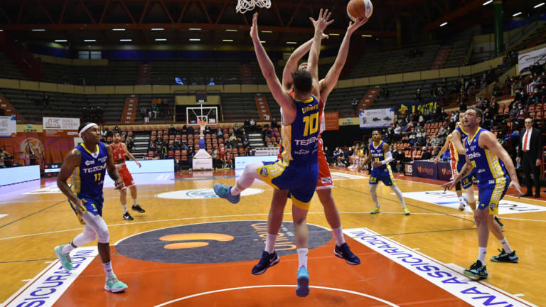 Basket A2, l'Unieuro vuole riassaporare il gusto della vittoria a Cento