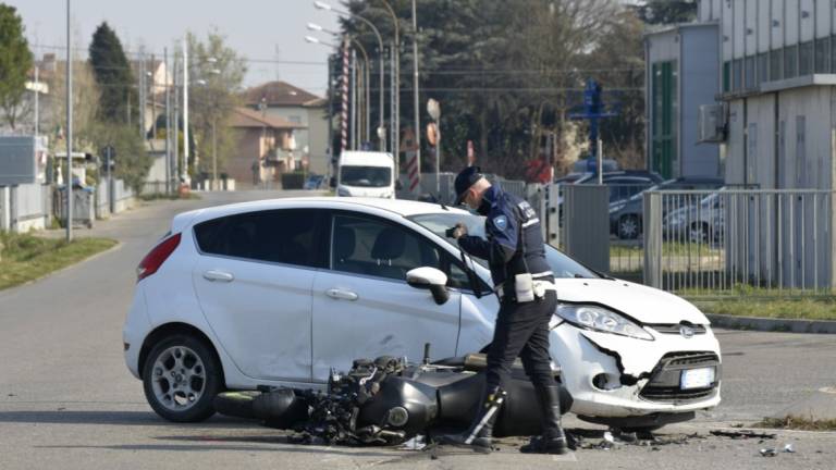 Bagnacavallo, incidente in via Boncellino: motociclista in gravi condizioni